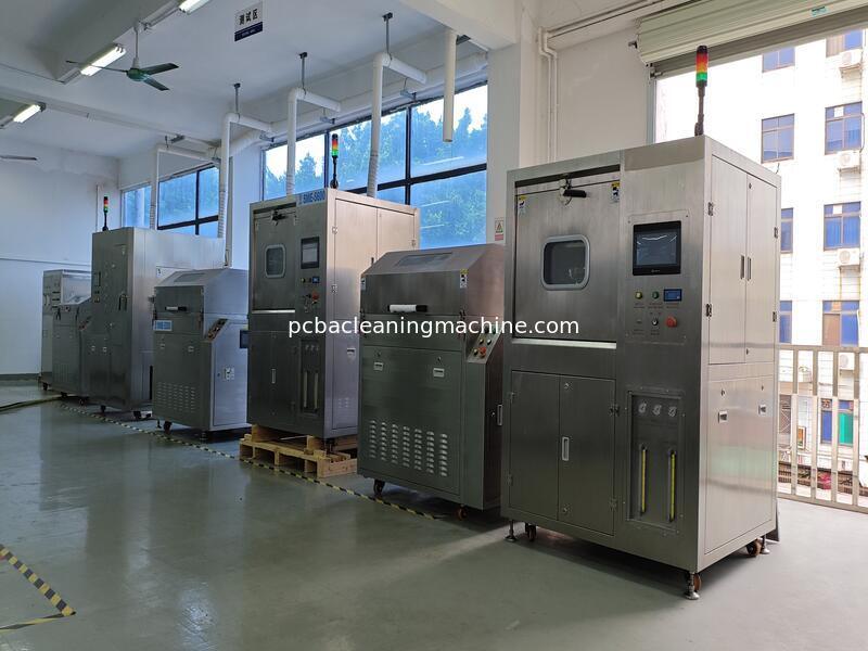 PLC Otomatik Kontrollü Palet Temizleme Makinesi, 80L Sıvı Tank Kapasitesi ve 5 ila 15 Dakika Kuruma Süresiyle Çeşitli Palet Tiplerine Uygundur