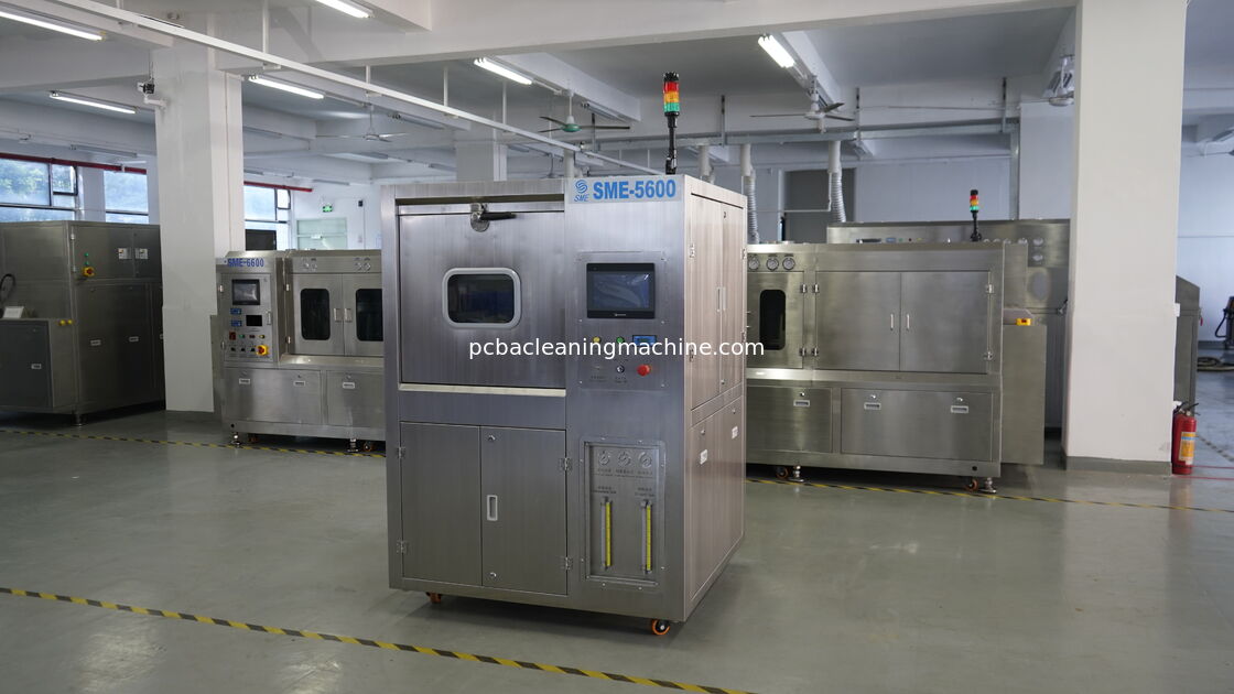 Kimyasal Temizlik Ajansı Kullanılarak PBCA üzerindeki lekeyi kaldırın PCB Temizleme Makinesi SME -5600T PCBsize 330x250mm Max Temizlik Çözümü Olarak